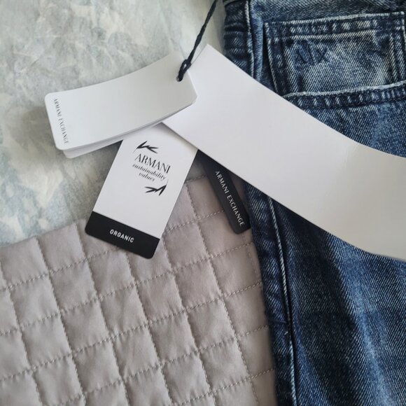 NWT Armani Exchange J51 Carrot Fit Men's Jeans Blue Size 38 - Picture 2 of 5